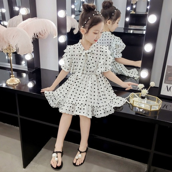 Modern gyerekruha három színben, rövid ujjal és szalaggal