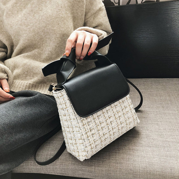 Stílusos női táska hosszú és rövid fülekkel, több színben