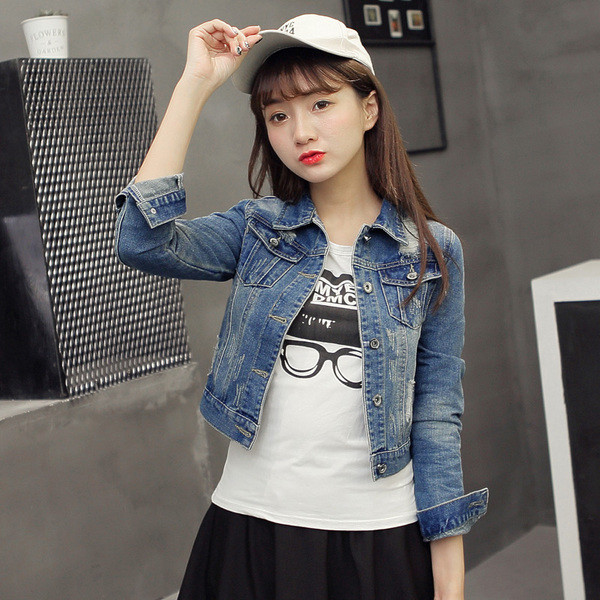 Női farmerdzseki, kék színben szakadt motívumokkal