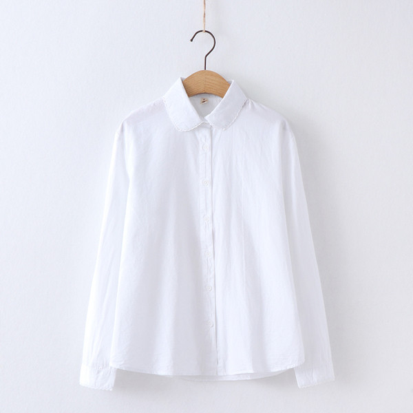 Modern női ing fehér színben, rátéttel