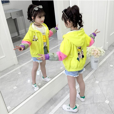 Παιδικό μπουφάν για τα κορίτσια σε δύο χρώματα με εφαρμογές