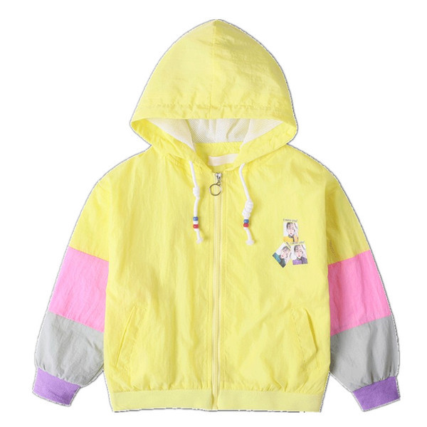 Παιδικό μπουφάν για τα κορίτσια σε δύο χρώματα με εφαρμογές