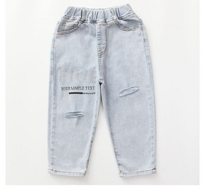 Blugi copii moderni pentru fete cu inscriptii si buzunare