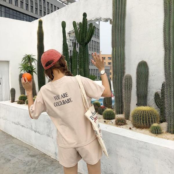 Női alkalmi szett három színben O-nyakkal