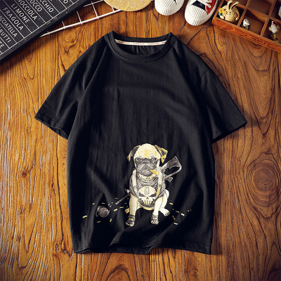 Fekete-fehér modern férfi póló, rátéttel