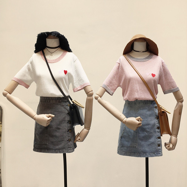 Alkalmi női póló több színben hímzéssel