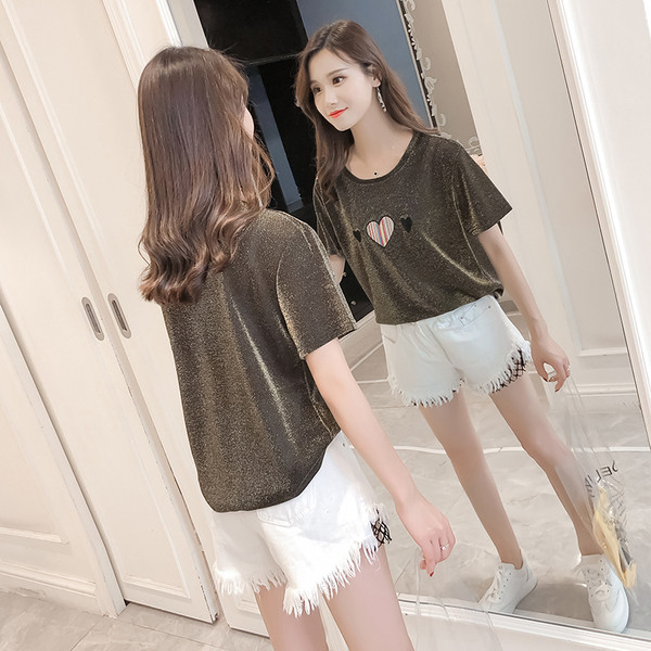 Modern női póló négy színben, rátéttel