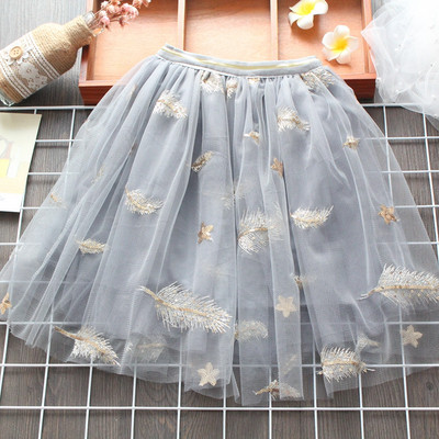 Modern, tüllös gyerekszoknya, két színben