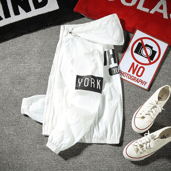 Modern férfi kabát három színben felirattal