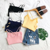 Modern női felső több színben, vékony pántokkal, csipkével