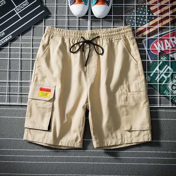 Férfi rövidnadrág három színben nyakkendővel és zsebbel