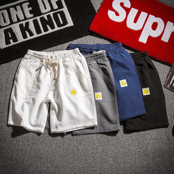 Alkalmi férfi rövidnadrág négy színben rátéttel és zsebekkel