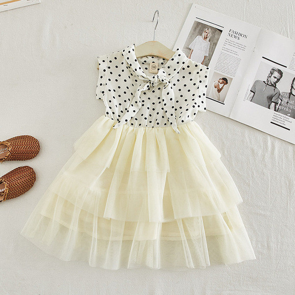 Pöttyös lányoknak szabott gyerekruha