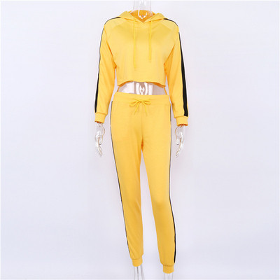 Modern női csapat két részből több színben