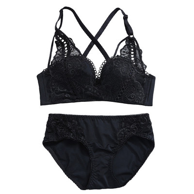 Stílusos női szett csipkével, két színben