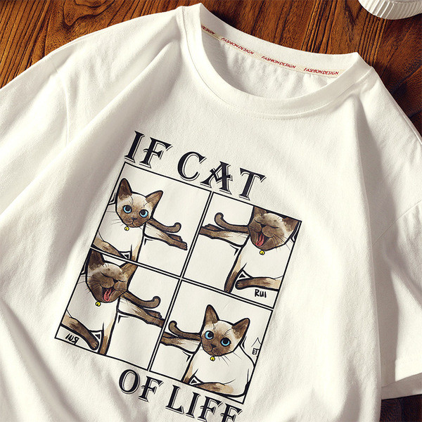 Férfi póló négy színben rátéttel és feliratokkal