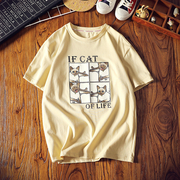 Férfi póló négy színben rátéttel és feliratokkal