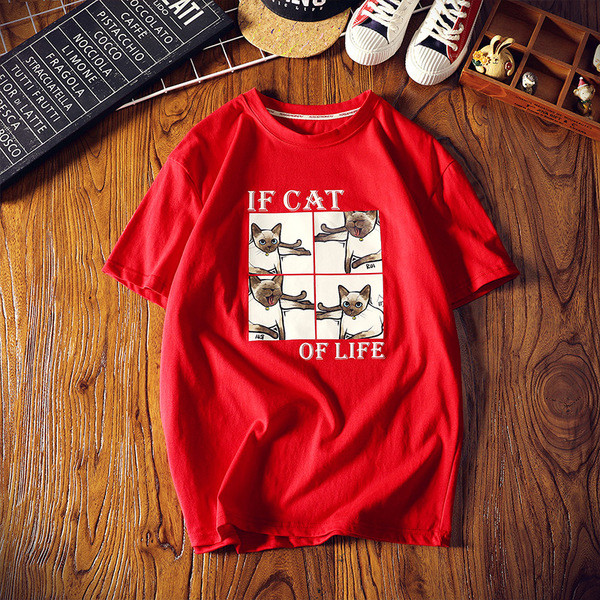 Férfi póló négy színben rátéttel és feliratokkal