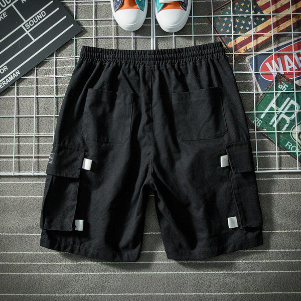 Pantaloni scurți pentru bărbați în negru și verde cu buzunare