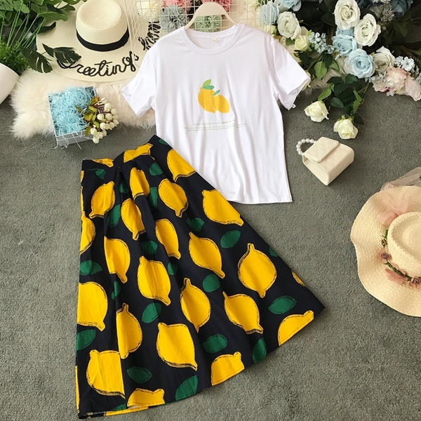 Set de dama modern din doua parti cu aplicare in doua culori