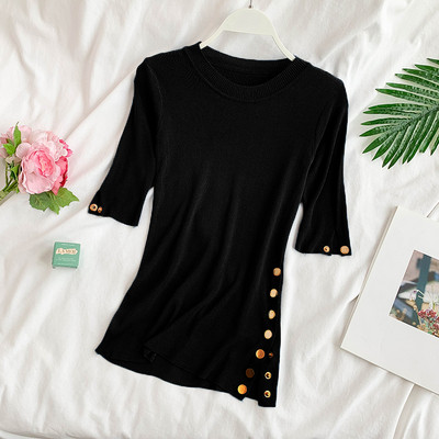 Stílusos női póló gombokkal több színben