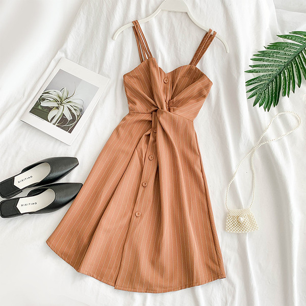 Aktuális női nyári csíkos ruha több színben