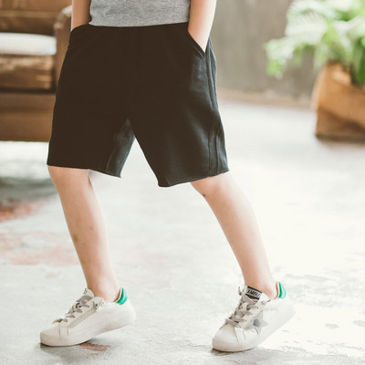 Gyermek rövidnadrág fiúknak négy színben zsebbel