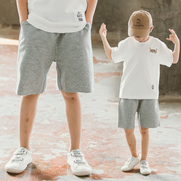 Gyermek rövidnadrág fiúknak négy színben zsebbel