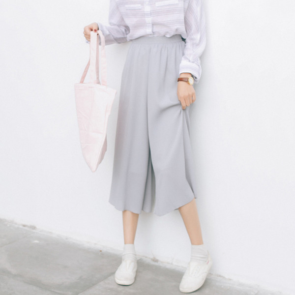 Modern női szabású nadrág két színben