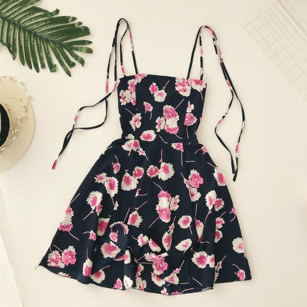 Rochie de vara de dama cu bretele subtiri in mai multe culori