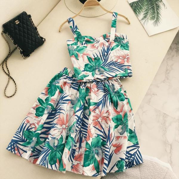 Női modern kétrészes szett több színben