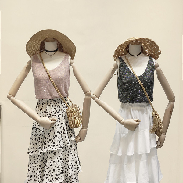 Aktuális női topp kövekkel több színben