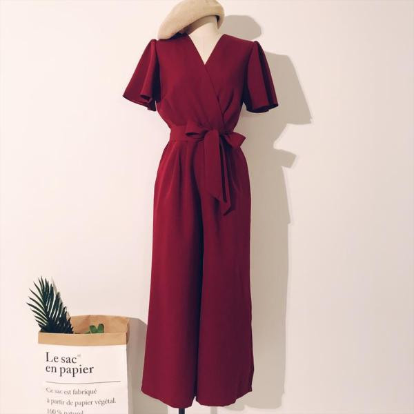 Modern női overall több színben övvel