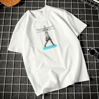 Alkalmi férfi póló három színben rátéttel és feliratokkal