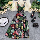 Stílusos női ruha virágmintával több színben