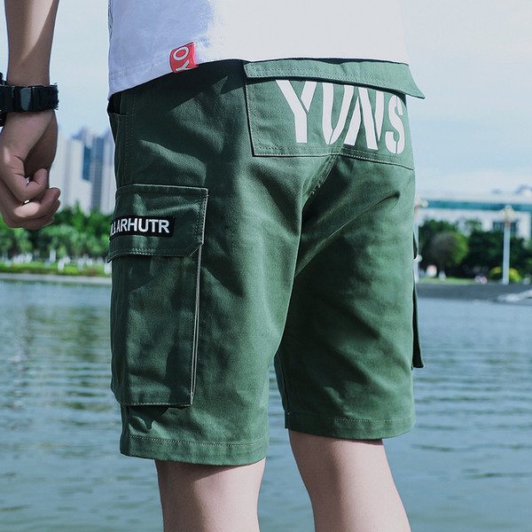 Pantaloni scurți pentru bărbați în trei culori cu inscripții și buzunare