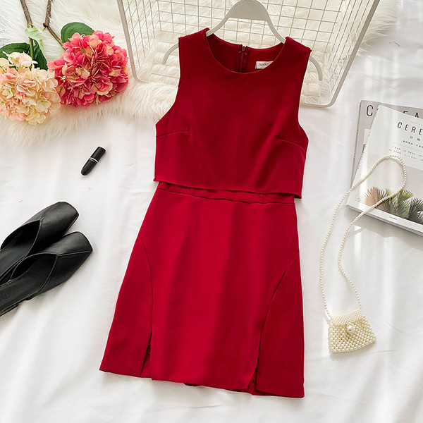 Stílusos női overál O-nyakkal több színben