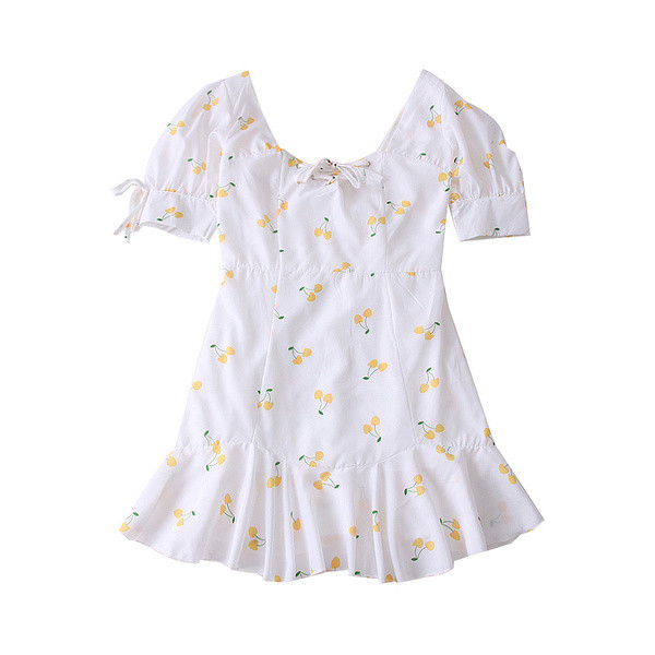 Modern női ruha megkötős, rövid ujjú fehér színben