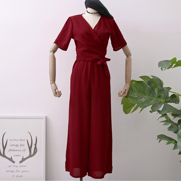 Stílusos női szett két részből, különböző színekben