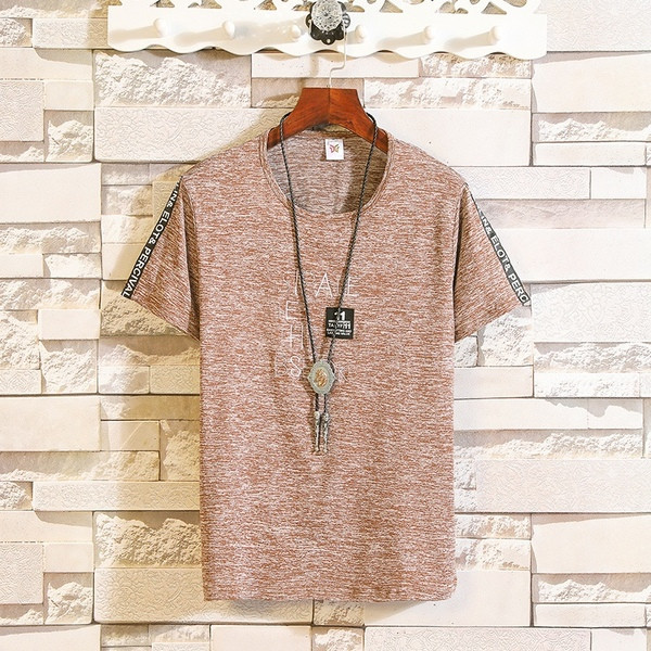 Modern férfi póló öt színben hímzéssel és emblémával