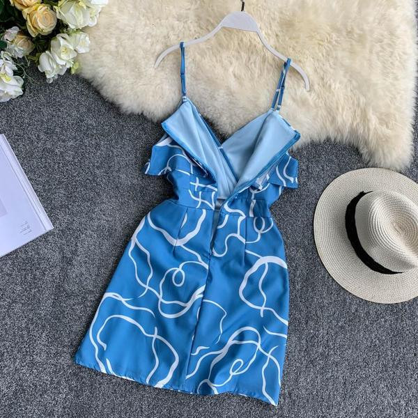 Nyári női ruha vékony pántokkal több színben