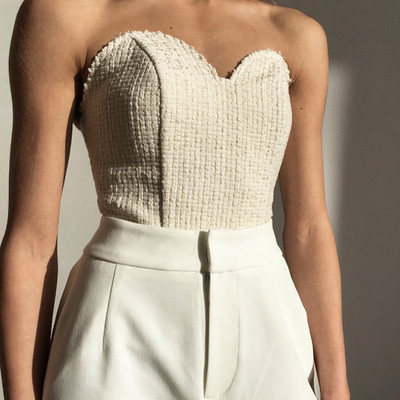 Bustieră elegantă de damă în alb-negru