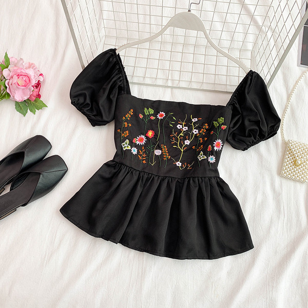 Lezser női blúz több színben hímzéssel