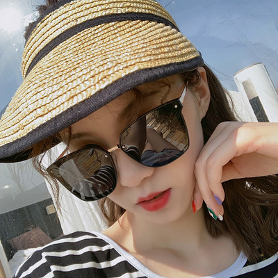 Γυναικεία γυαλιά ηλίου  για το καλοκαίρι
