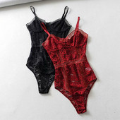 Stílusos női csipke body vékony pántokkal, két színben