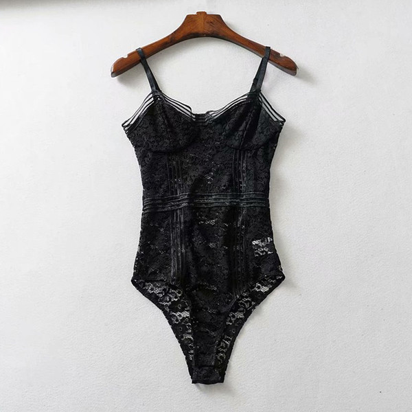 Stílusos női csipke body vékony pántokkal, két színben