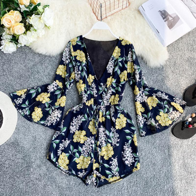 Női modern jumpsuit V-nyakkal, több színben