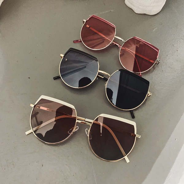 Napszemüveg érdekes formában