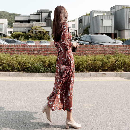 Női ruha virágmintás több színben