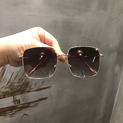 Stílusos női szemüveg nyárra, különböző színekben